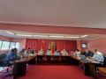 Una sesión de archivo del pleno de la corporación municipal de Laxe