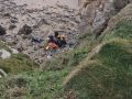 Rescate del agente del Seprona tras caer por un acantilado en Pedra do Sal