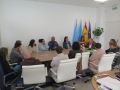 Reunión del alcalde de A Laracha con los vecinos y familias del CEIP Otero Pedrayo