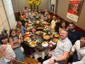 A la fiesta de cumpleaños asistieron una treintena de personas