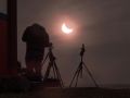 21 marzo 2015 página 9Fisterra.- El eclipse solar, visto ayer desde Fisterra