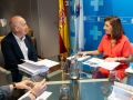 Juan García Pose y la conselleira Ángeles Vázquez