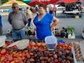 El kilo de tomate en Paiosaco osciló este domingo entre los 2 y los 6,5 euros, según la variedad