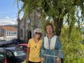 Los vecinas de Corcubión Amelia y Susi, que se encargarán de recaudar donativos para las fiestas de las Mercedes