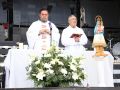 Los vecinos del barrio de O Chorís carballés y las fuerzas de seguridad del municipio celebraron a lo grande el día del Pilar