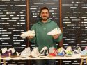 Germán Riveiro en su tienda Zocas de Carballo