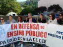 Protesta del colegio Vila de Cee por los recortes