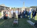Homenaje en el cementerio de Bértoa a Francisco Miguel y Narciso Coello