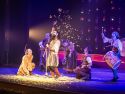 Una escena de la función 'Farra' este domingo