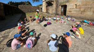 El campamento de verano de la última quincena en las Torres do Allo