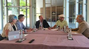 Representantes de Aptme en una reunión de trabajo