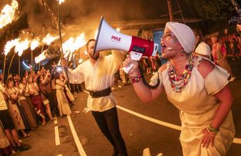 El Lume Irmandiño volvió a encender Vimianzo durante el Asalto ao Castelo