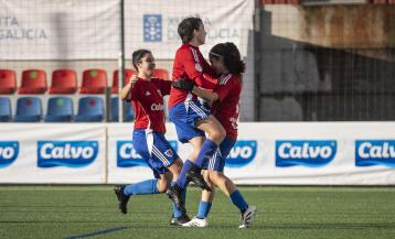 Las jugadoras del Bergan celebran el tanto del triunfo