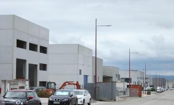 Naves y empresas de la segunda fase del polígono de Carballo