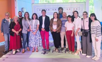 Inauguración en Dumbría de la muestra fotográfica 'Coreografías do facer'