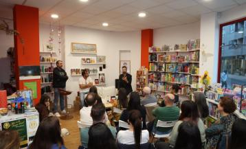 Encontro Literario este viernes en la librería Clarión de Carballo