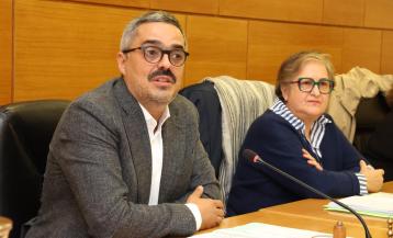 Daniel Pérez presidió el lunes su primer pleno ordinario como alcalde de Carballo