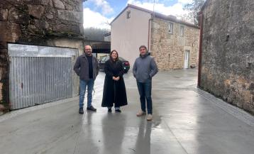 Por la izquierda, Xaime Trillo, Cristina García y Raúl González