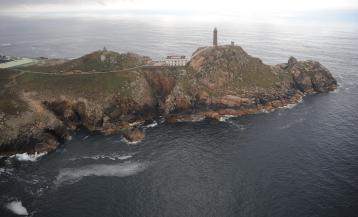 Vista del litoral, con el Cabo Vilán al fondo