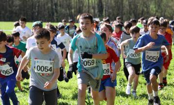 La competición se desarrolló en un circuito habilitado en el entorno del colegio de Castriz