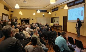 El alcalde de Zas se reunió con los vecinos de Fornelos