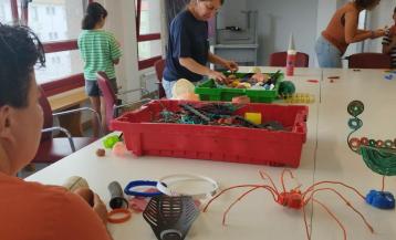 Una de las actividades en la biblioteca de Laxe