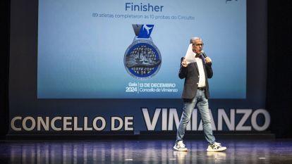 Gala correndo pola Costa da morte 2024 vimianzo 042