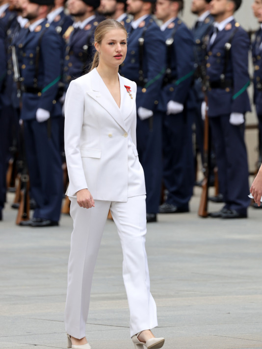 La princesa Leonor jura la Constitución por su 18 cumpleaños (78)