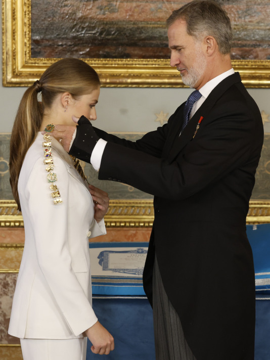 La princesa Leonor jura la Constitución por su 18 cumpleaños (63)