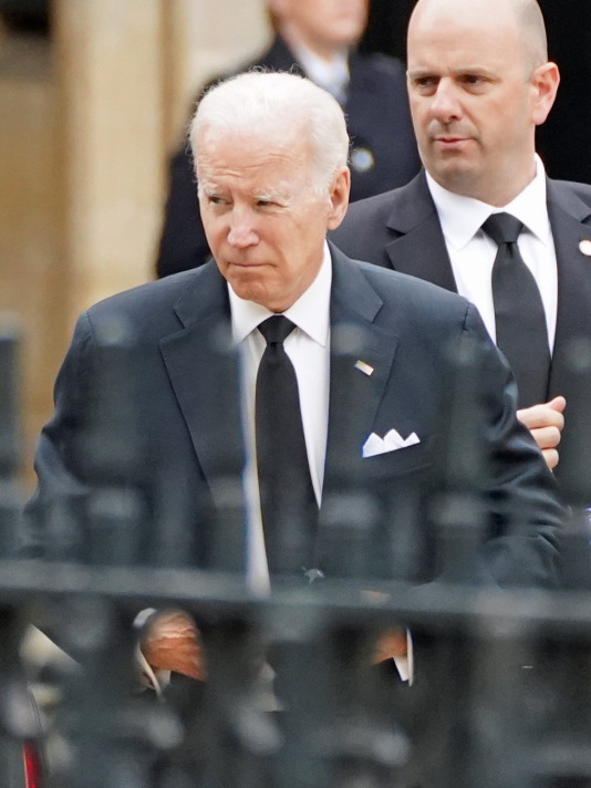 Entierro de Isabel II (79)