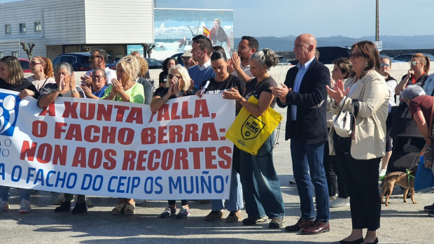 Concentración de hoy en Muxía contra los recortes educativos en el municipio
