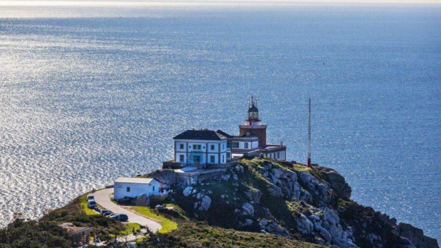 O Semáforo y el propio faro de Fisterra forman parte de la lista de enclaves