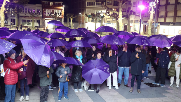 Concentración celebrada el año pasado en Carballo conta la violencia de género
