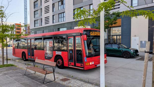 Bus urbano en Xuxán