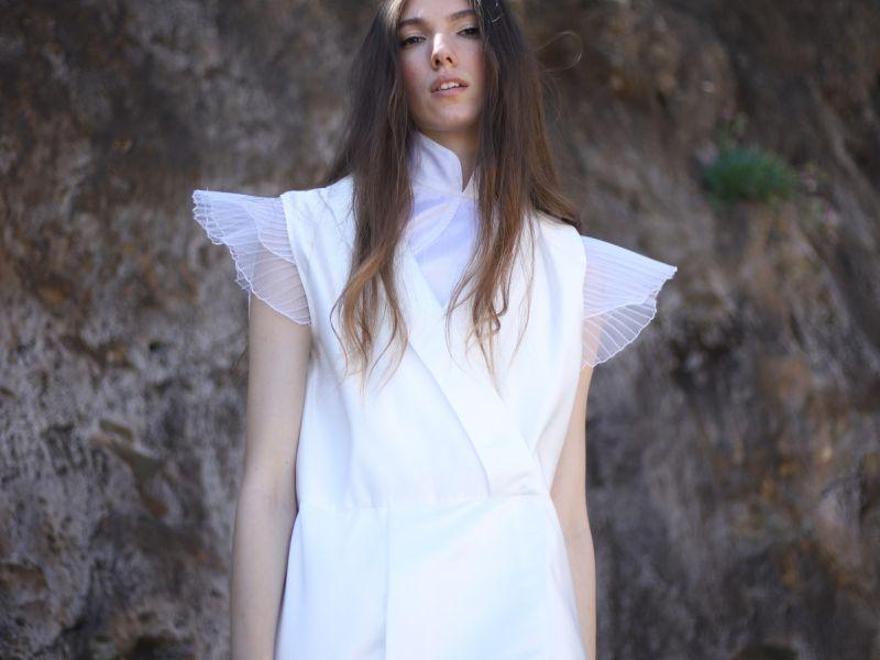 LUCIA BEADE