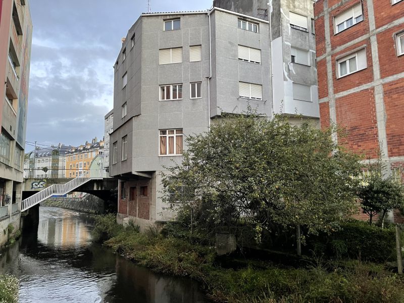 Edificio calle fomento carballo
