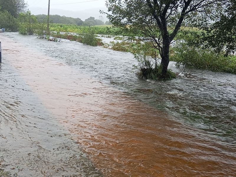 Ru00edo desbordado en Vimianzo