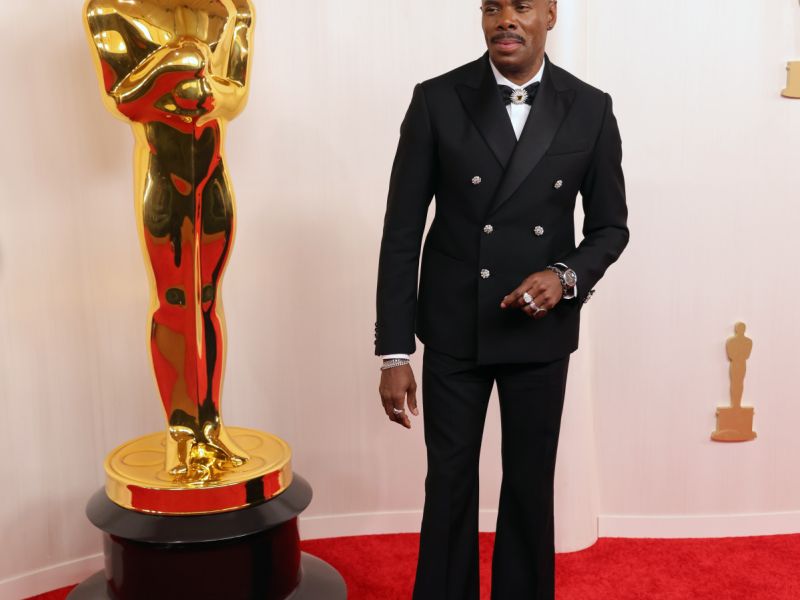 AME7420. LOS ÁNGELES (ESTADOS UNIDOS), 10/03/2024.- Colman Domingo llega a la 96ª ceremonia anual de los Premios de la Academia este domingo, en el Dolby Theatre del barrio de Hollywood de Los Ángeles, California (EE.UU.). Los Oscar se otorgan por destacados esfuerzos individuales o colectivos en el cine en 23 categorías. EFE/ Armando Arorizo