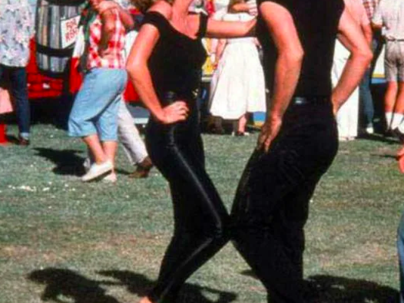 GREASE 