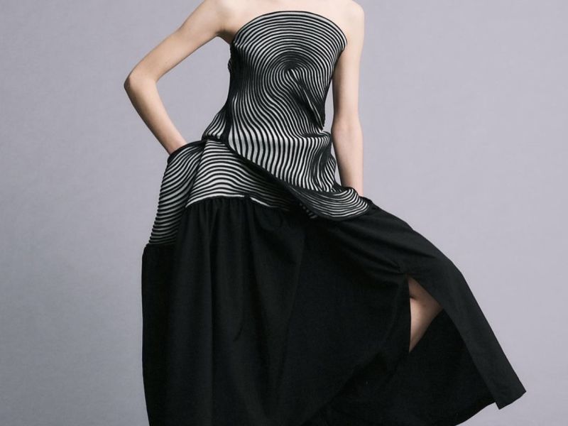 Vestido Issey Miyake Negro