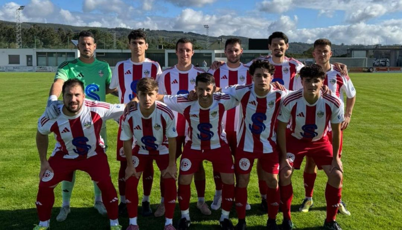 El último once que alineó Daniel Calvete y que acabó cayendo ante el Visantoña (1-2), en lo que fue su única derrota hasta ahora