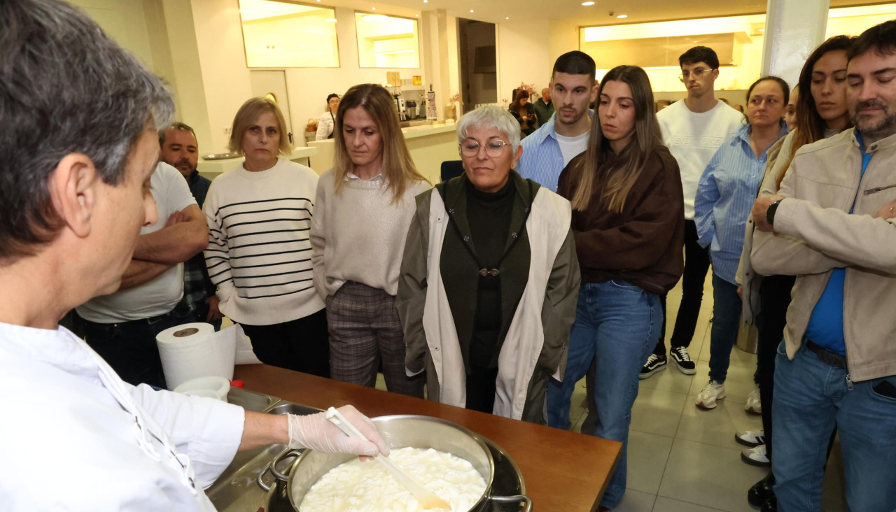 Elaboración en vivo de queso durante las jornadas