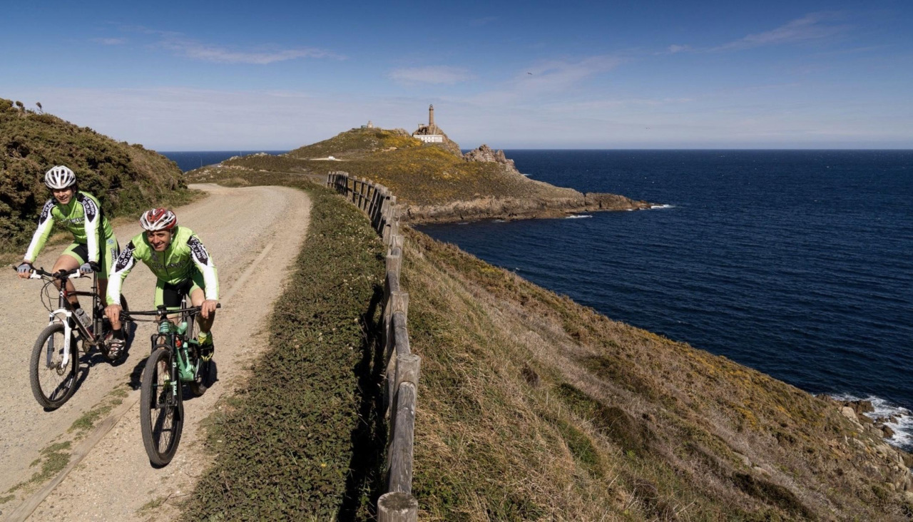La senda cicloturística de Camariñas pasa por el cabo Vilán