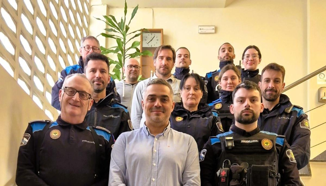 Acto institucional nuevo agente policial