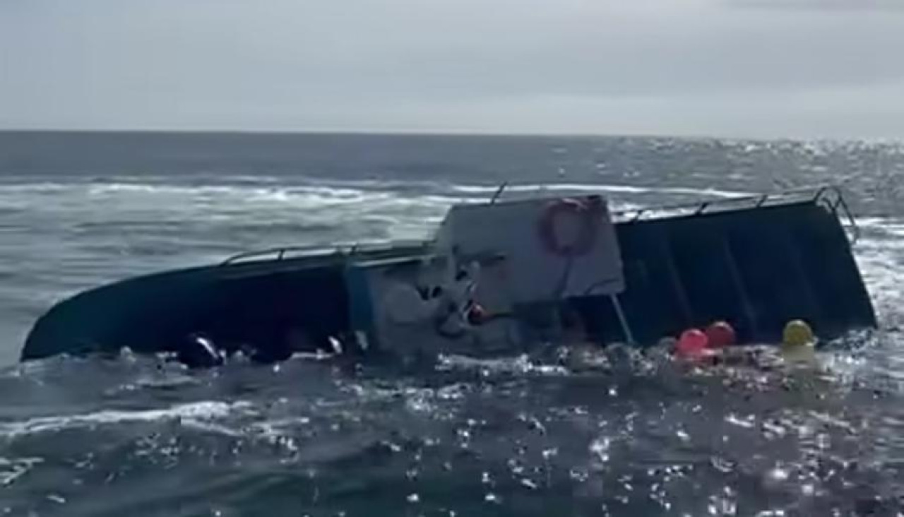El pesquero se hundió a dos millas al noroeste de los Baixos de Baldaio