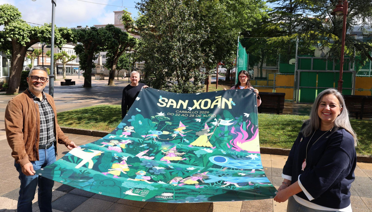 Pérez, Varela, Bermúdez y Suárez, con el cartel del San Xoán de este año