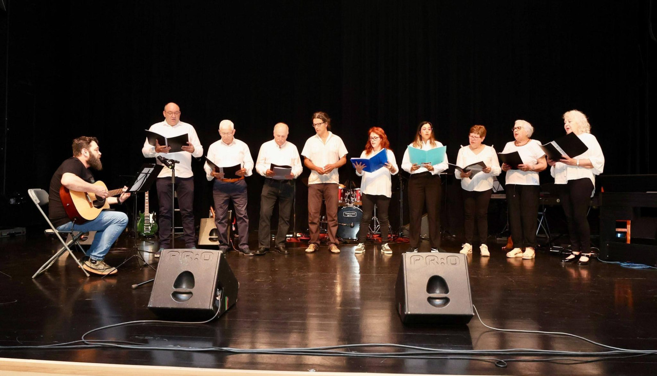 Clausura de las escuelas de música moderna de Vimianzo