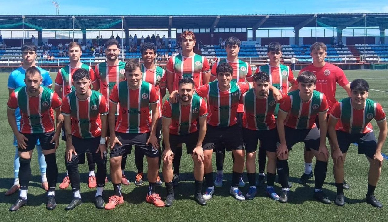 El Xuventude Laracha cuajó un gran partido en el campo del Maravillas