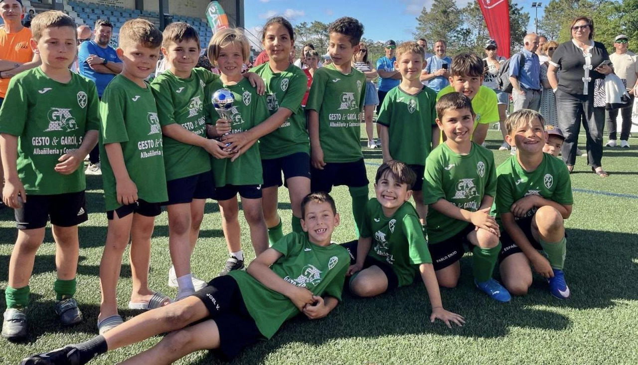 Uno de los equipos distinguidos en el torneo Concello de Zas