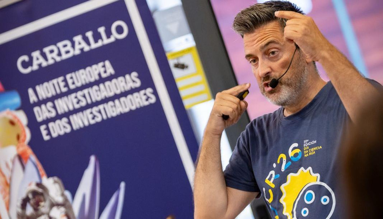 Uno de los talleres que se celebró el lunes en el mercado de Carballo